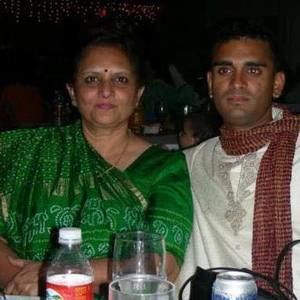 Meet your Posher, Bhavin